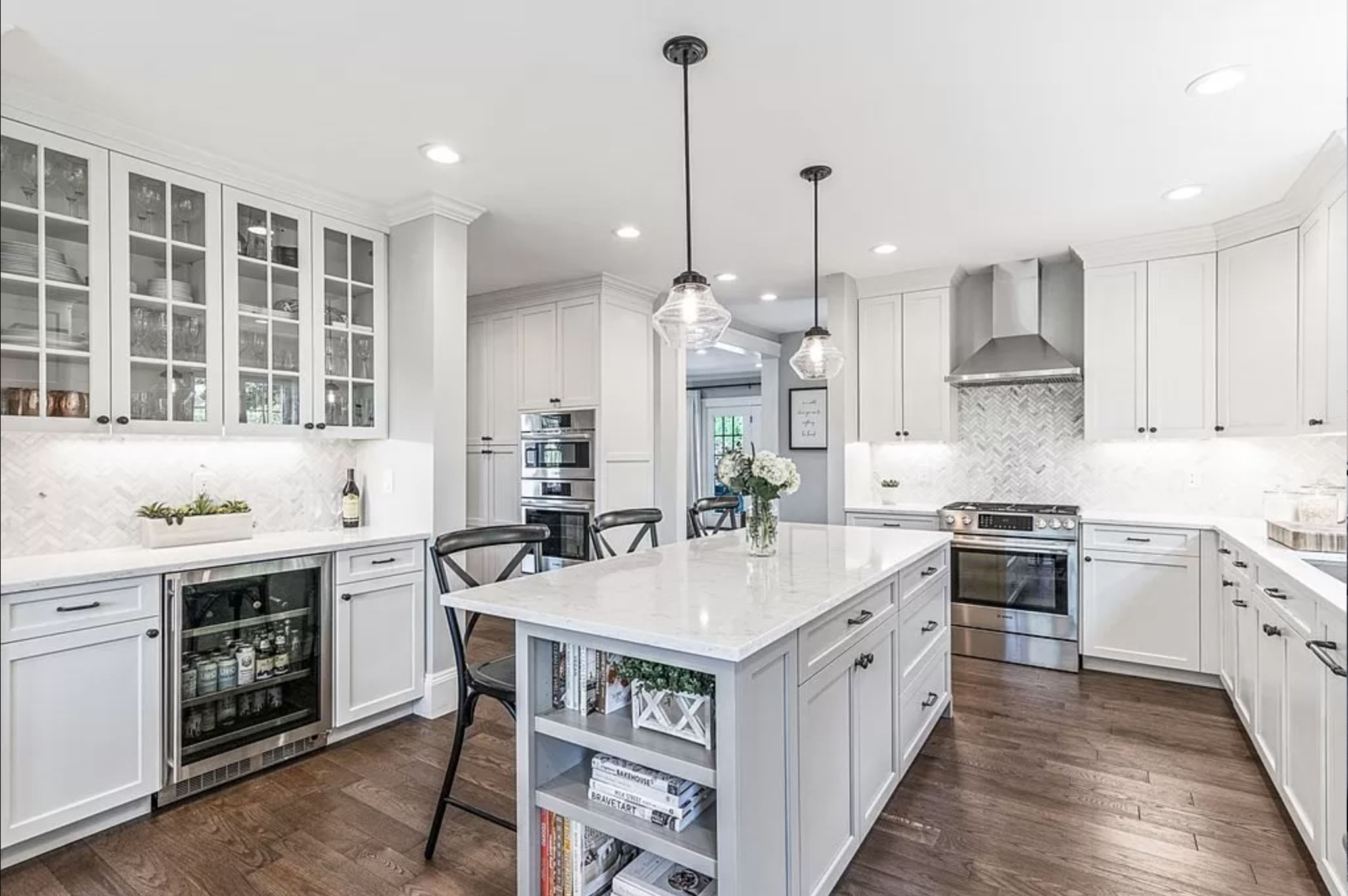 White shacker kitchen cabinets Melrose MA