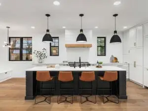 Modern Style kitchen. 2 Toned with white counter